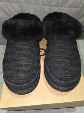 Womens UGG Size 7 Cluggette Cabelle Knit Slipper Slide Cable BLK Black